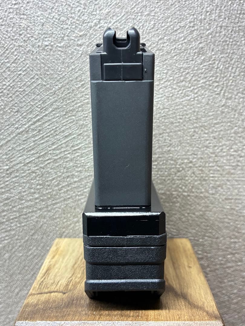 R7-46 東京マルイ GBB M4 マガジンアダプター 外部ソース仕様