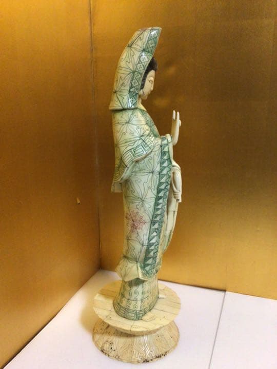 高さ約51センチ　観音像