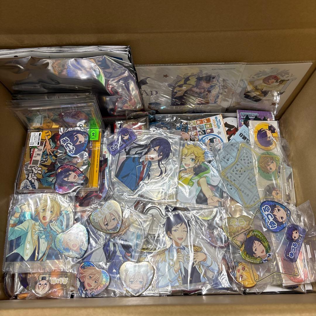 あんスタ　缶バッジ　アクリルスタンド　ハート缶　一番くじ　フィーチャー缶