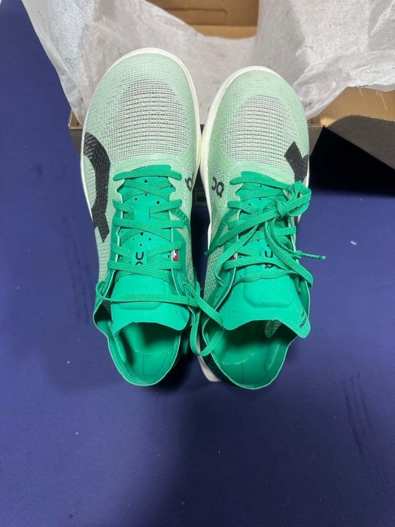 新品未使用On Cloudspike Citius2 23.0cm