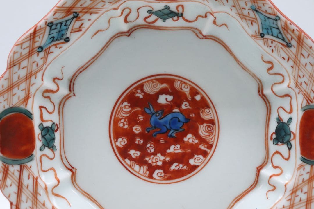 中国　呉須　兎紋皿　大明成化年製銘　送料込み251217