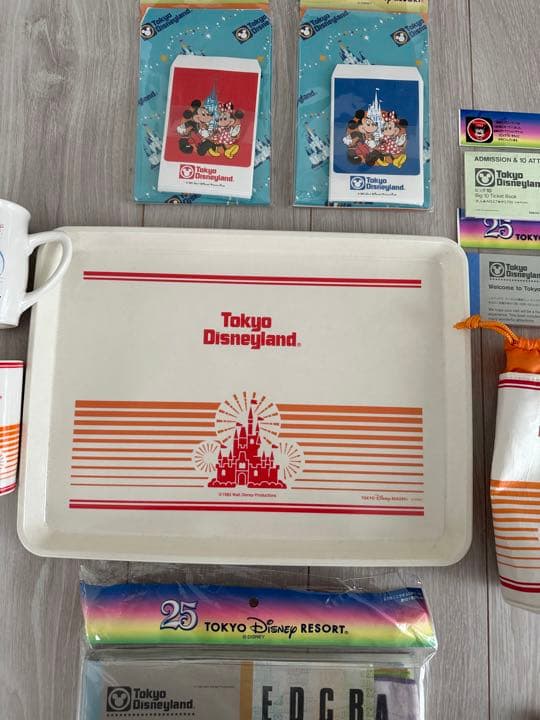 ディズニー復刻セット完売品ヴィンテージ レトロ　ミッキーマウス　レア