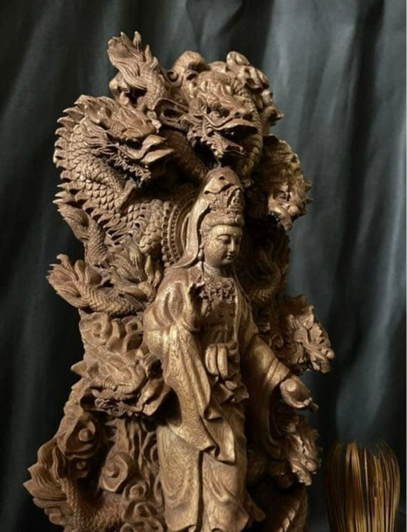 仏教工芸品　総楠製　井波彫刻　一刀彫　極上彫　木彫仏像　九龍観音菩薩立像