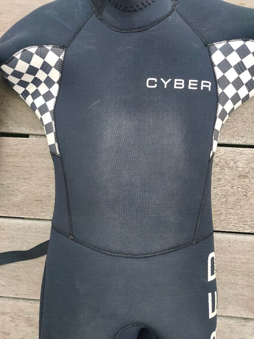 キッズ 120cm セイバーウエットスーツ ３mmフルスーツ(ブラック)