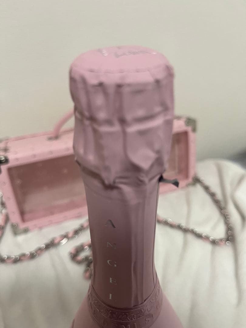 エンジェルシャンパン ドゥミセック ロゼ 未開封