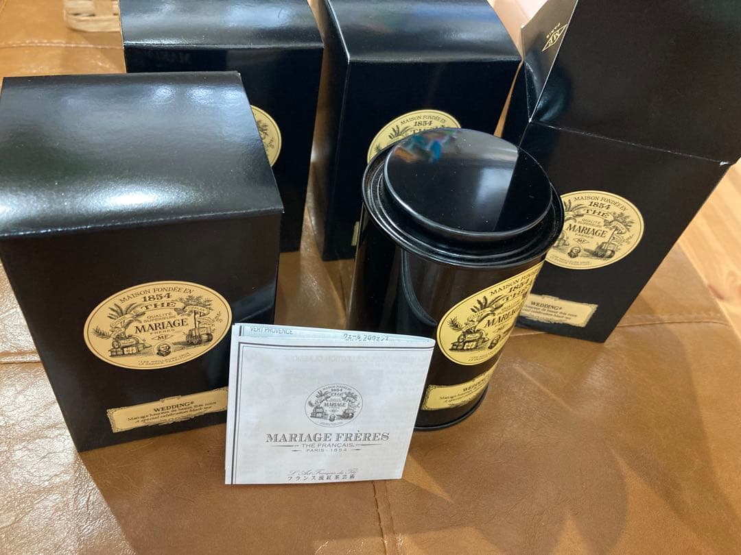 マリアージュフレール　新品未開封　ウエディング　100g　リーフ　缶入り✖️4つ