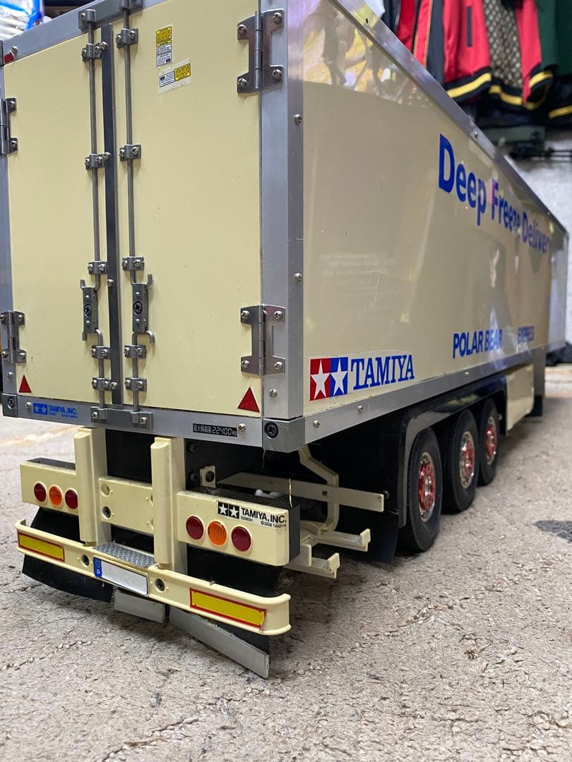 タミヤ　1/14 3軸リーファー　チップ運搬車風トレーラー
