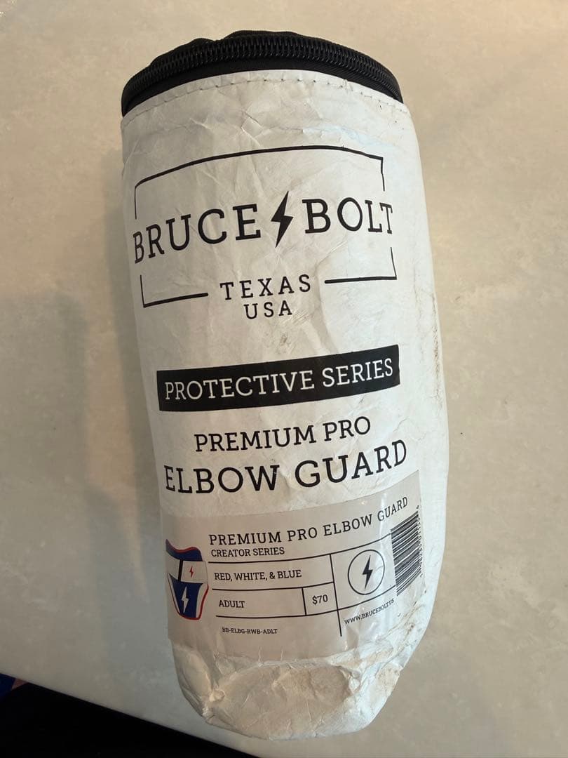 新品　エルボーガード　野球　ブルースボルト
