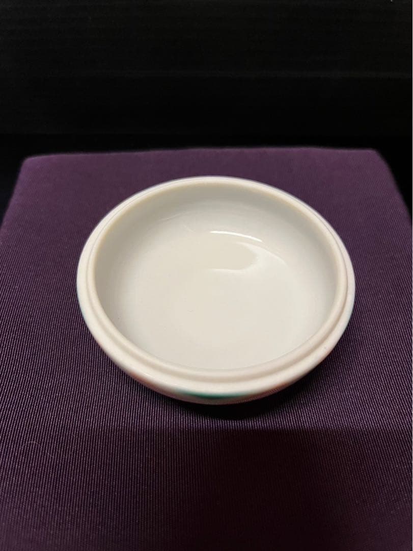 四代徳田八十吉　彩釉　香合