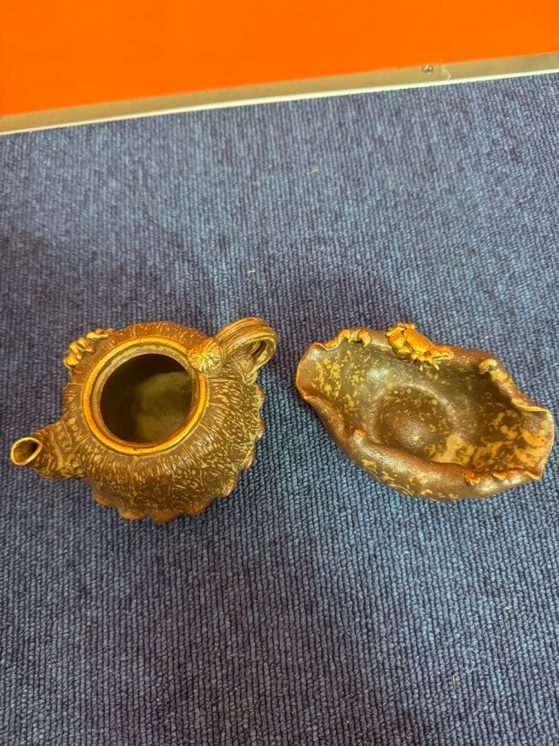 1684備前焼？　蓮に蟹細工　茶器セット　湯呑1客　湯冷し1客　湯呑5客　茶櫃付