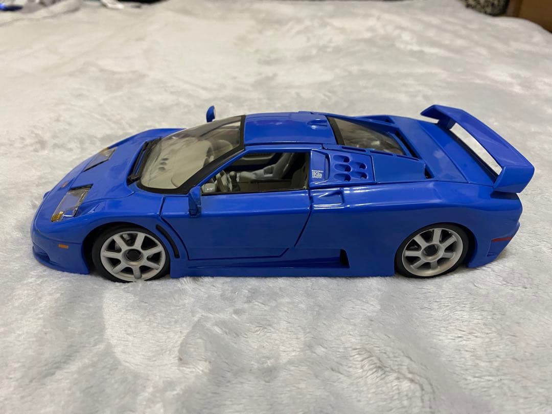 ミニカー Maisto DAUER EB110 1/18