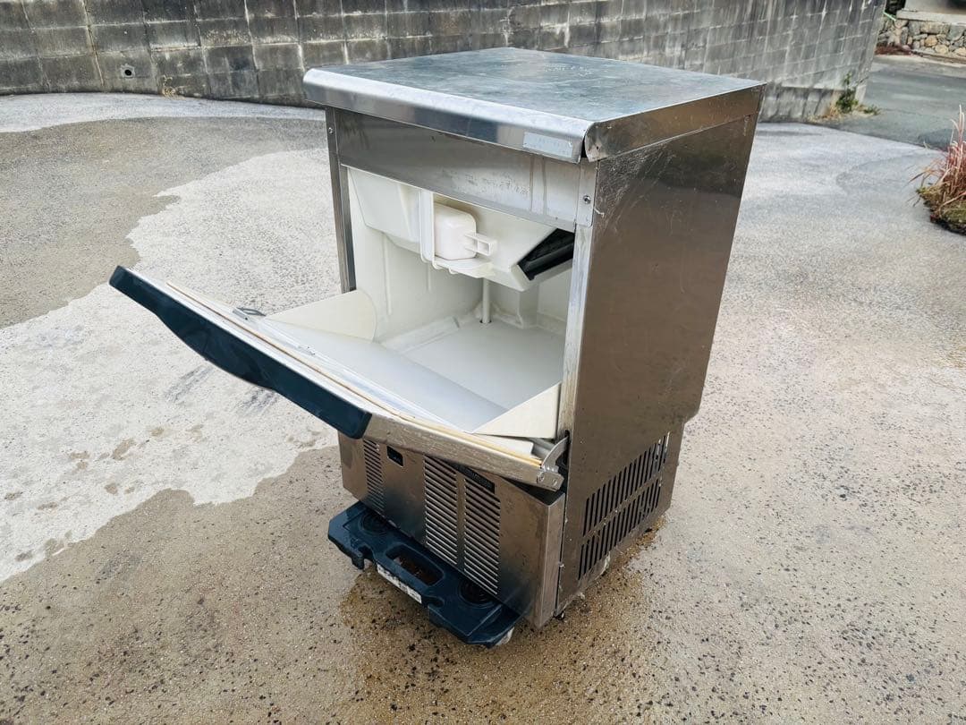 M4★ダイワ★業務用 製氷機 キューブアイスメーカー 35キロ 厨房機器 清掃済