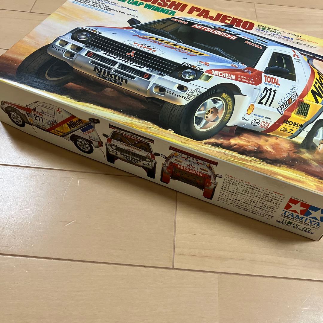 【新品】タミヤ1/24 三菱パジェロ92年パリ〜ル・カップ優勝車 プラモデル