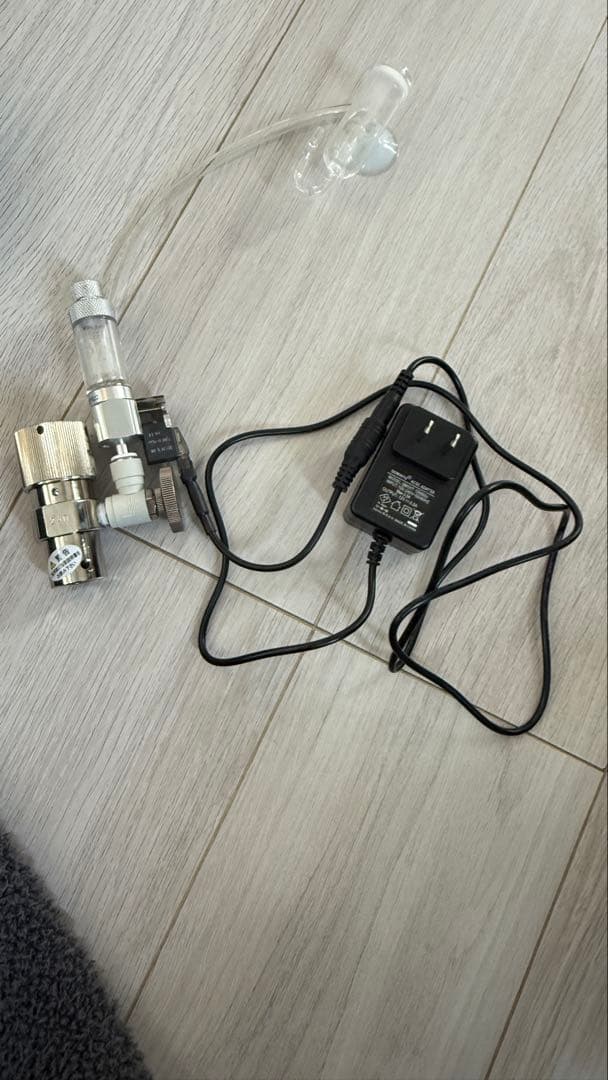 水草水槽用 CO₂フルセット 電磁弁付き 即使用可 中古）