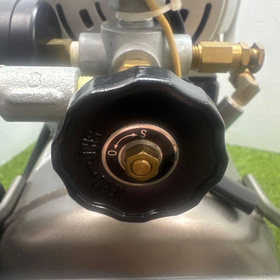 AIR RECEIVER HITACH エアコンプレッサー