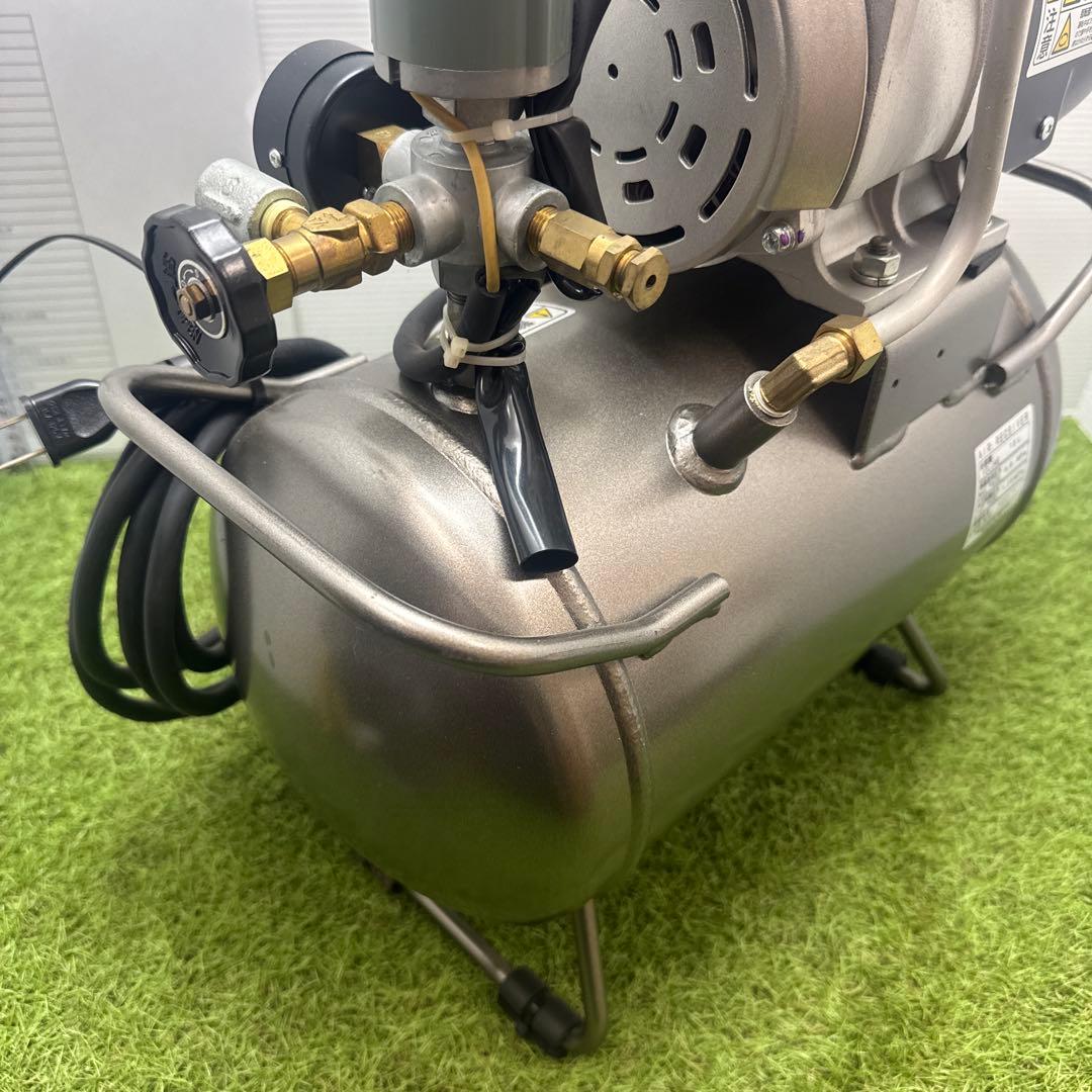 AIR RECEIVER HITACH エアコンプレッサー