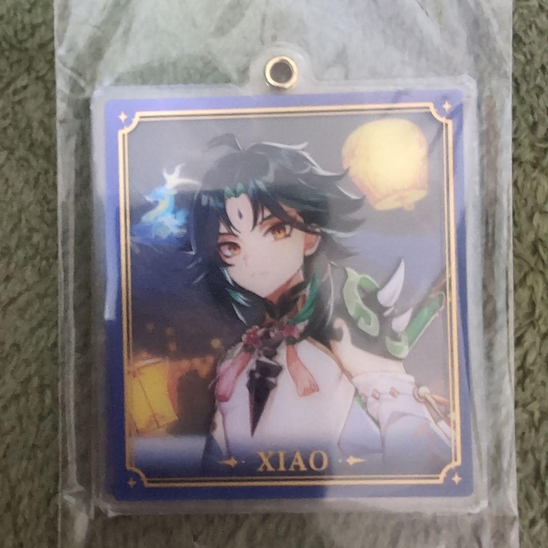 原神　魈　缶バッジ　カード　キーホルダー