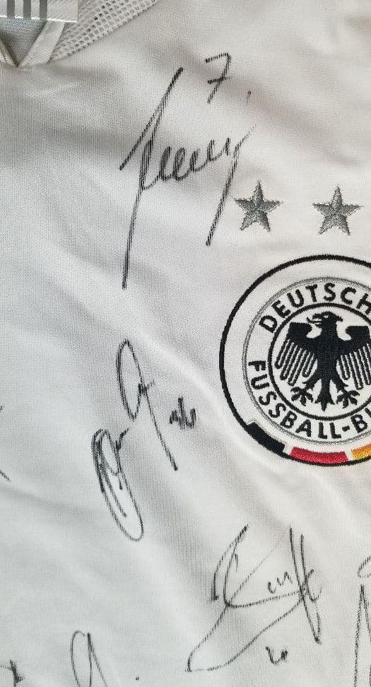 バラック　クローゼ　ポドルスキ　シュナイダー　クリンスマン　直筆サイン　ユニフ