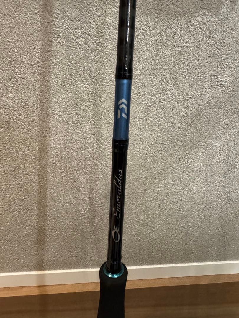 エメラルダス x 86m