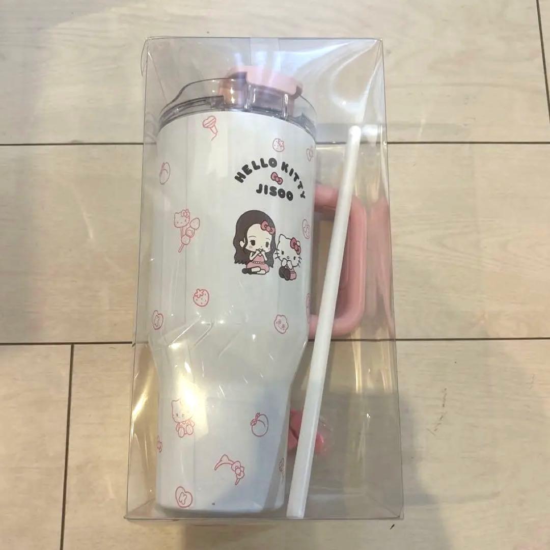 BLACKPINK JISOO ジス ハローキティ　タンブラー