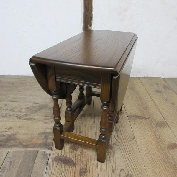 イギリス製 アンティーク 家具 オールドチャーム コーヒーテーブル 6908d