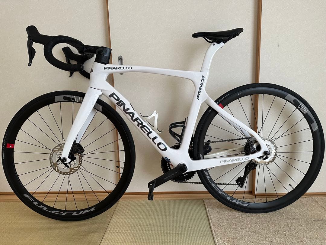 PINARELLO ロードバイク ULTEGRA Di2 ボレアリスホワイト