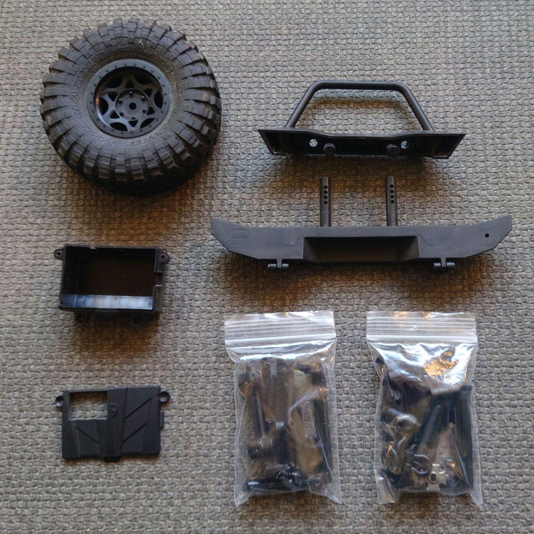 【中古】AXIAL SCX10 JEEP WRANGLER メカなし