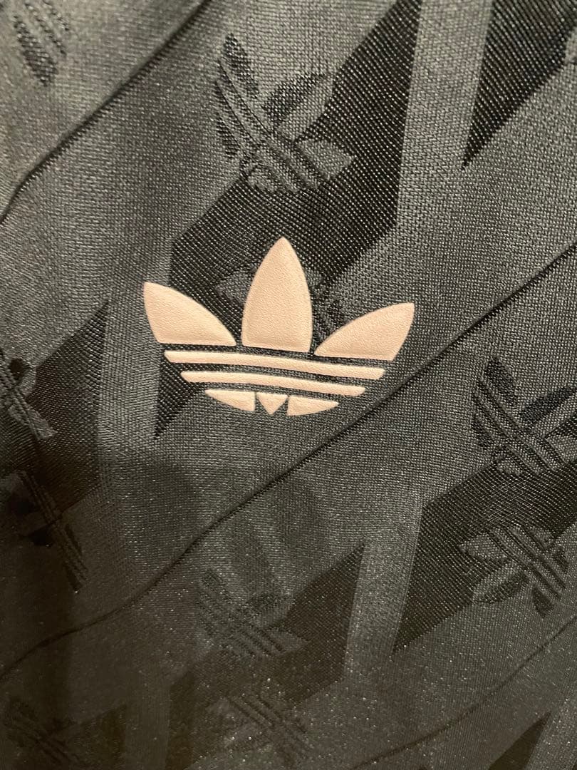 レアル・マドリード LIFESTYLER OGジャージー