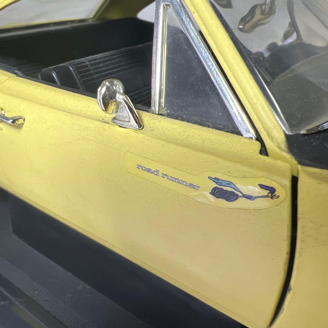 プリムス　ロードランナー1969 ダイキャストカー