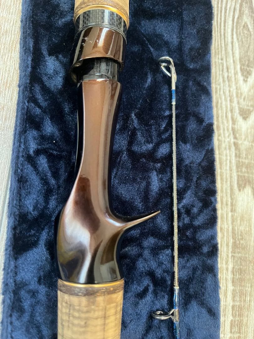 ワールドシャウラ　1704 ブルー　青シャウラ