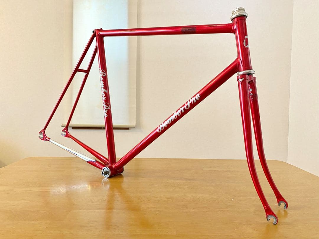 Bomber Pro ピストフレーム