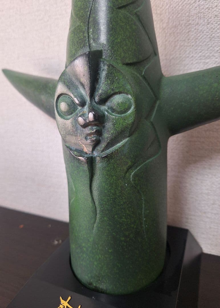 太陽の塔 岡本太郎 ブロンズ像 　美品　大阪万博 非売品 専用箱付　置物　オブジ