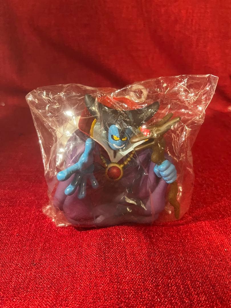 ★値下げ中　ドラクエ　ソフビモンスター りゅうおう（変身前）未開封品