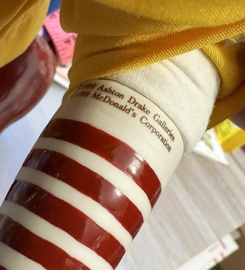 美品1999年 マクドナルド　ドナルド　メイクス　イット　マジック　アンティーク