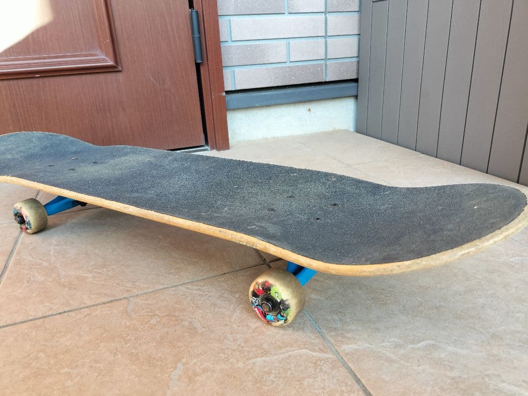 スケボー　Almost Mullen オルモストスケートボード スーパーマン