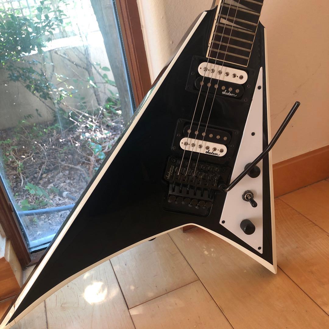 Jackson Rhoads JS32 ランディV　ジャクソン