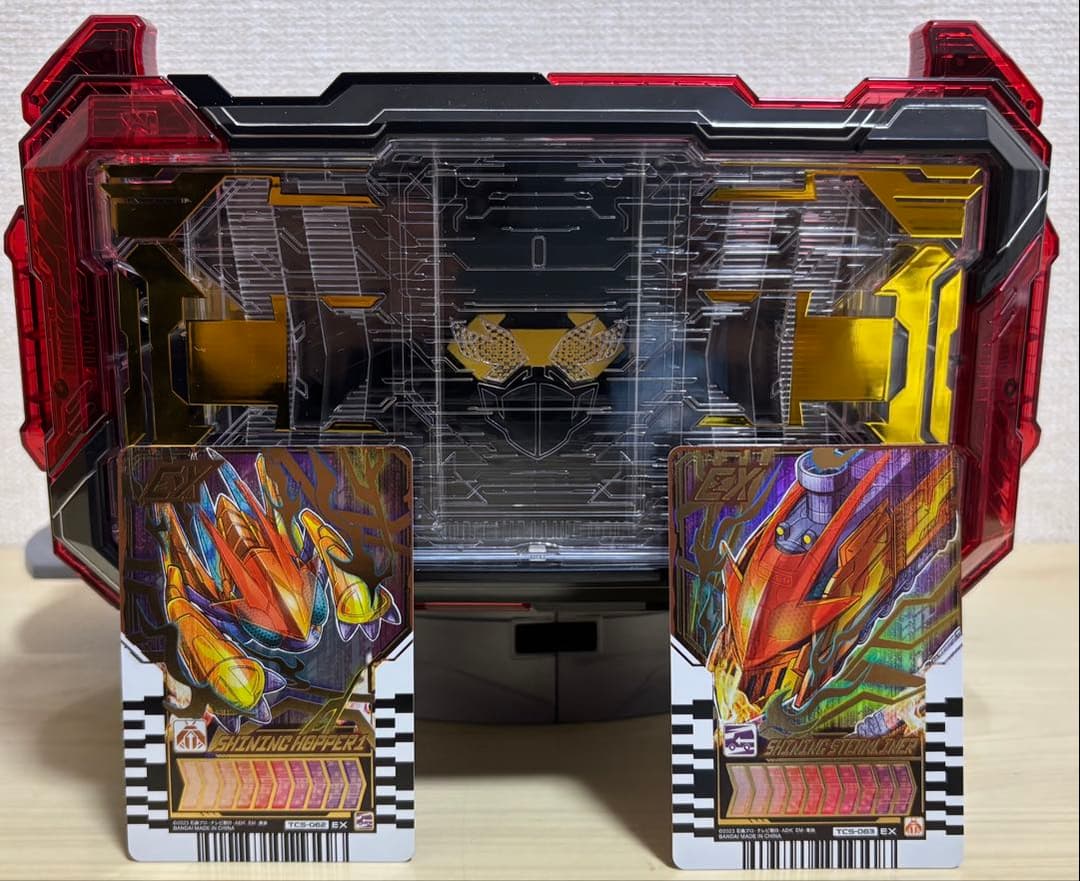 DXガッチャードライバーデイプレイver