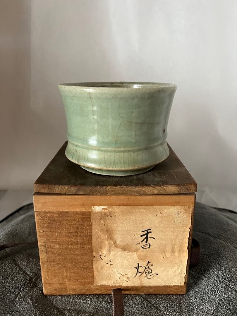 古美術・青磁香炉；XG—-0022