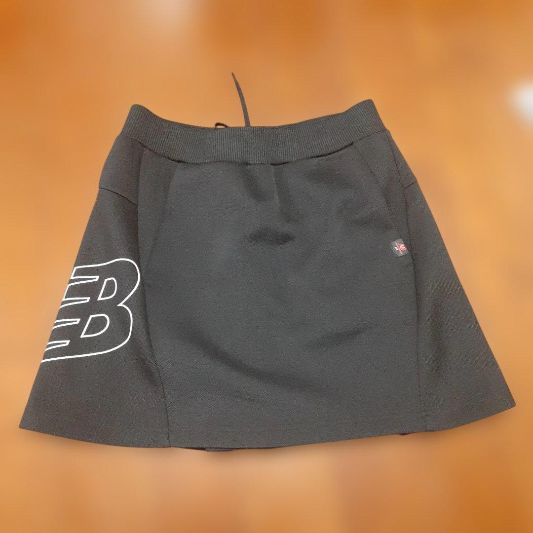 ニューバランス　レディースゴルフ　ウェア　セットアップ黒/白