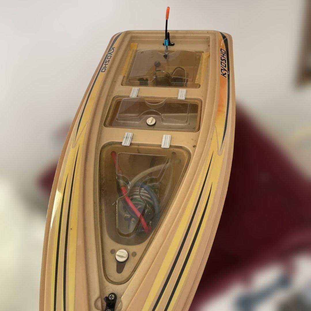 KYOSHO サスピション ラジコンボート