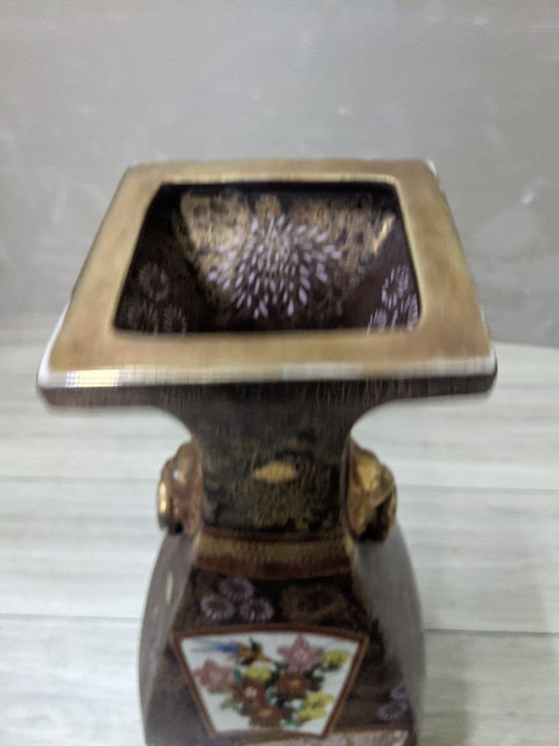 薩摩焼　飾り壷　金彩　金つぶ　山水　花鳥文　花瓶　連山　飾り耳付