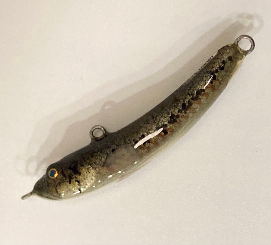 【超リアル！】ハンドメイドルアー　ハゼ60￼￼mm ライブグレー　シンキング