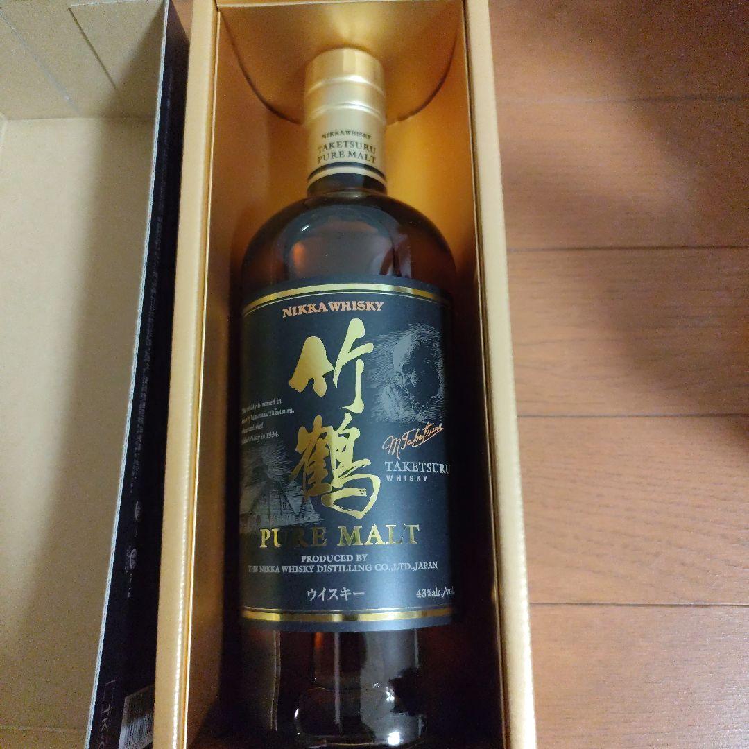 竹鶴　PURE MALT 700ml　黒ラベル
