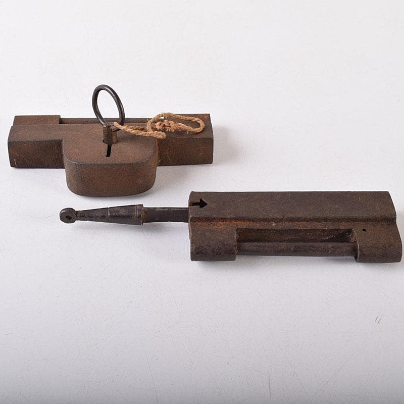 古民具　古鉄　古い錠前　鍵　2点　V　R8682