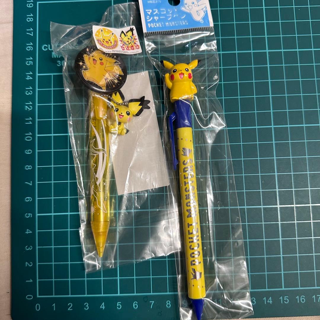 劇場版ポケットモンスター　ピカチュウ　ギザみみピチュー シャープペン　シャーペン