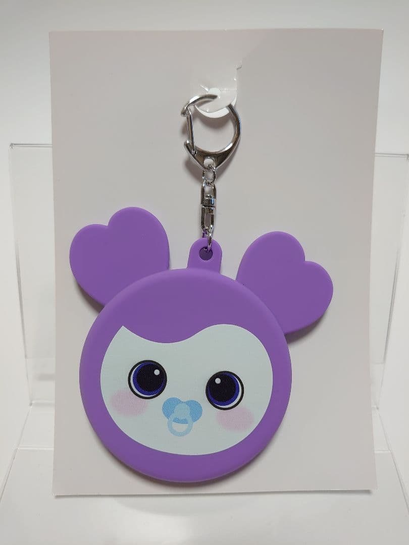 【SANA•サナ】TWICE　チャーム　アクスタ　ファイル　ステッカー　缶バッジ