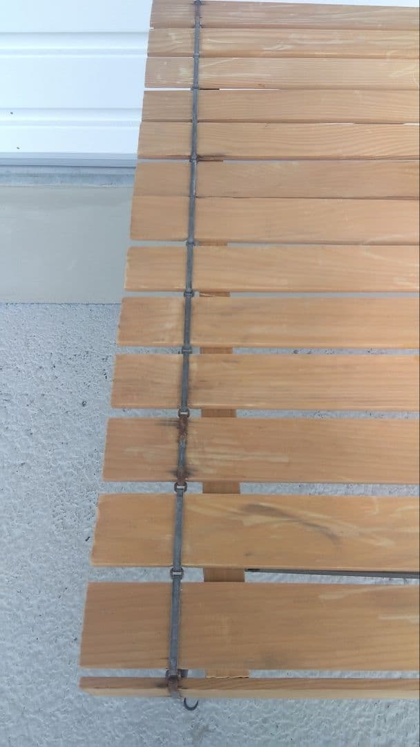 ラレマンド・ウッドロールテーブル焼印無し