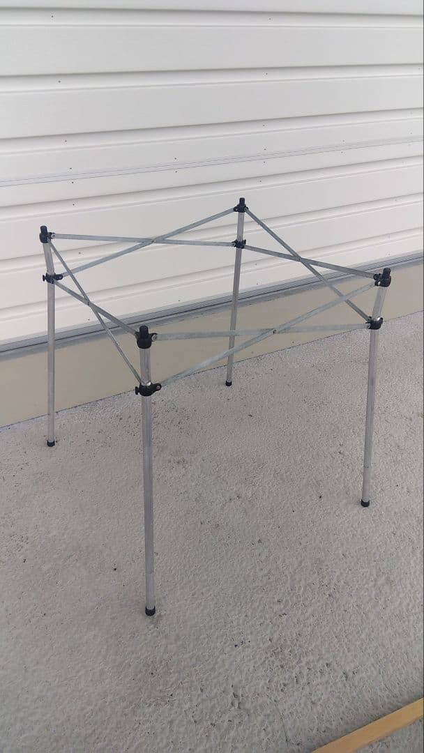 ラレマンド・ウッドロールテーブル焼印無し