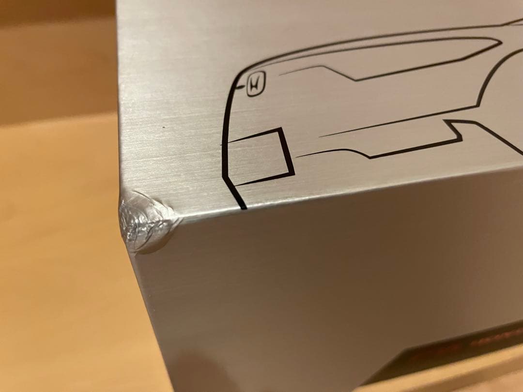 ホンダ ODYSSEY 1/18スケールモデル