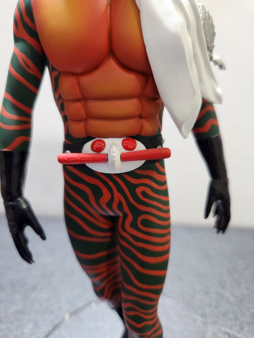 海洋堂 仮面ライダーアマゾン1/8 ソフビフイギュア23cm プロ製作完成品